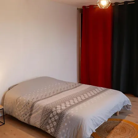 La Maison Aux Coquelicots بيت للعطل *
