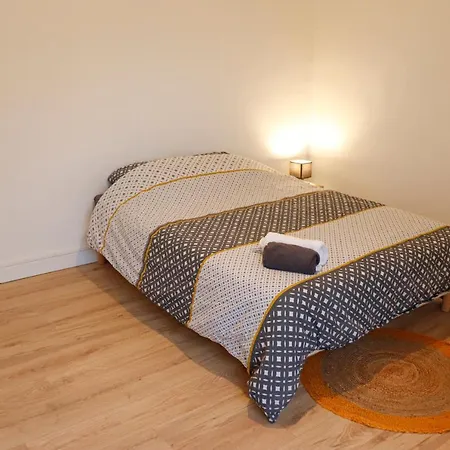 La Maison Aux Coquelicots بيت للعطل فليرس